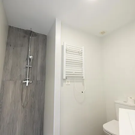 Apartment Holidays, Italica, 8 Personas 3 Y 3 Banos *