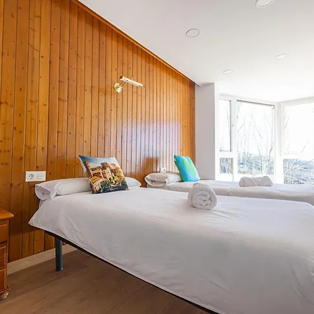 Apartment Holidays, Italica, 8 Personas 3 Y 3 Banos *