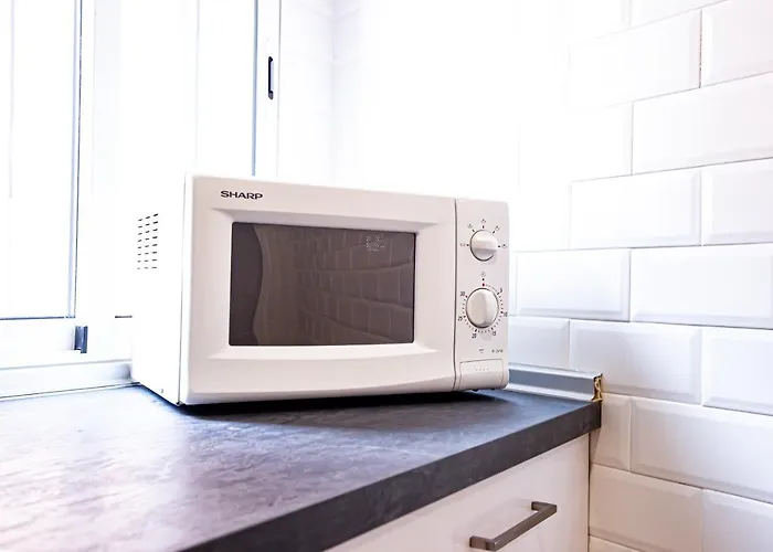 Holidays, Italica, 8 Personas 3 Y 3 Banos