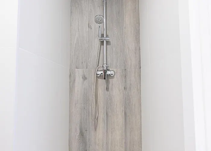 Daire Holidays, Italica, 8 Personas 3 Y 3 Banos