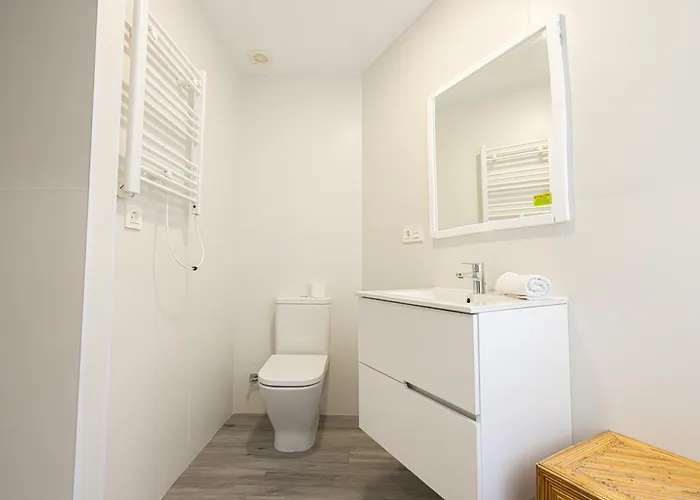 Daire Holidays, Italica, 8 Personas 3 Y 3 Banos *