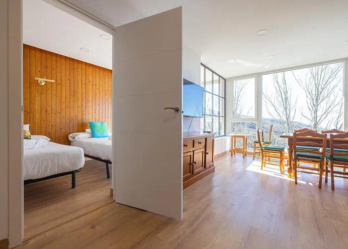 Daire Holidays, Italica, 8 Personas 3 Y 3 Banos