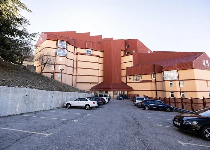 Holidays, Italica, 8 Personas 3 Y 3 Banos Daire